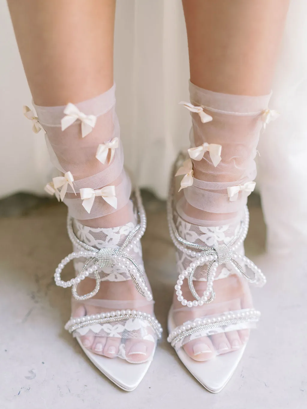 Begonia Bow Socks